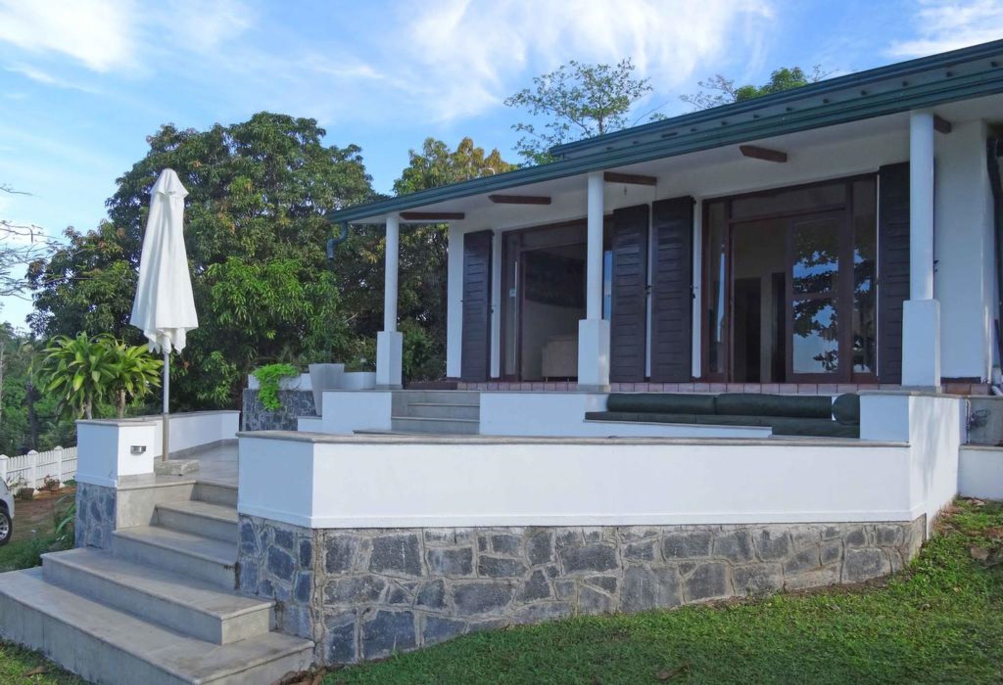 Amandari Holiday Villa Gelioya Extérieur photo