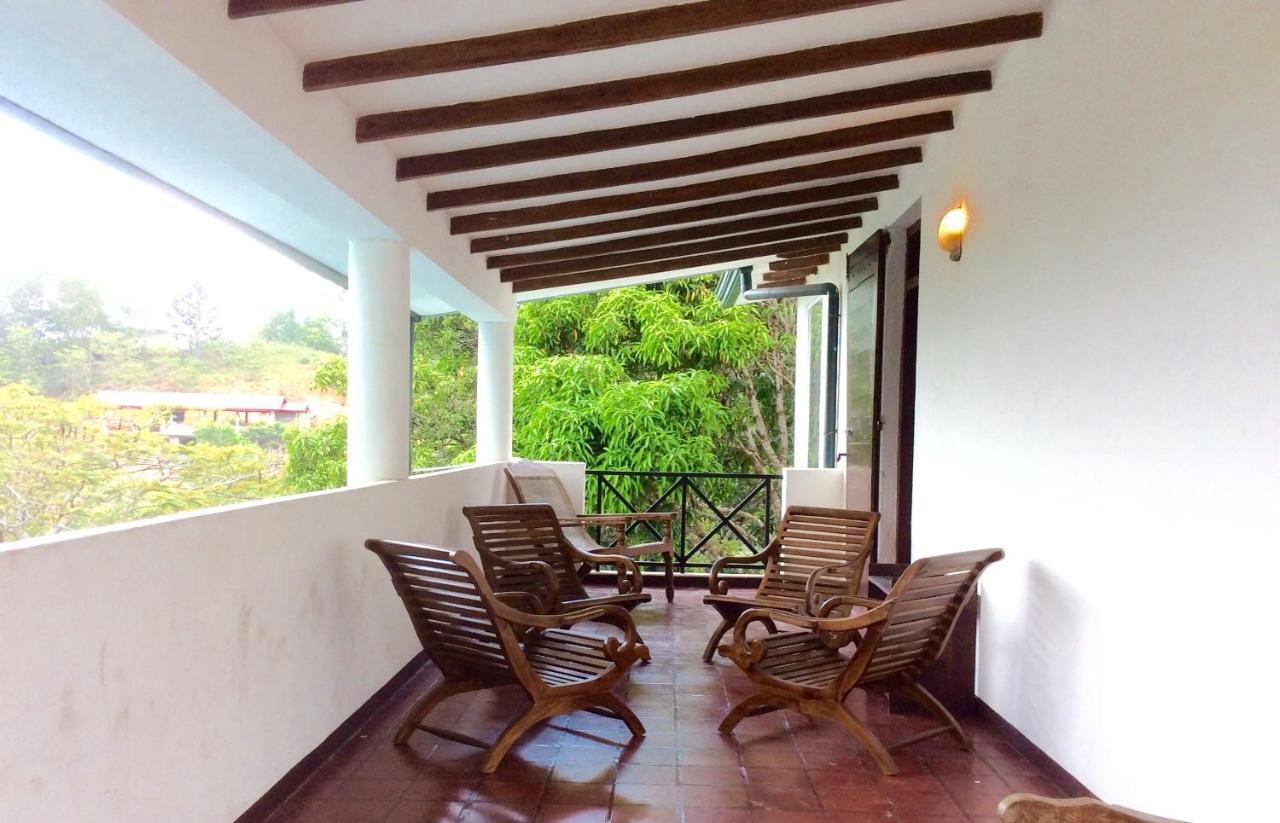 Amandari Holiday Villa Gelioya Extérieur photo